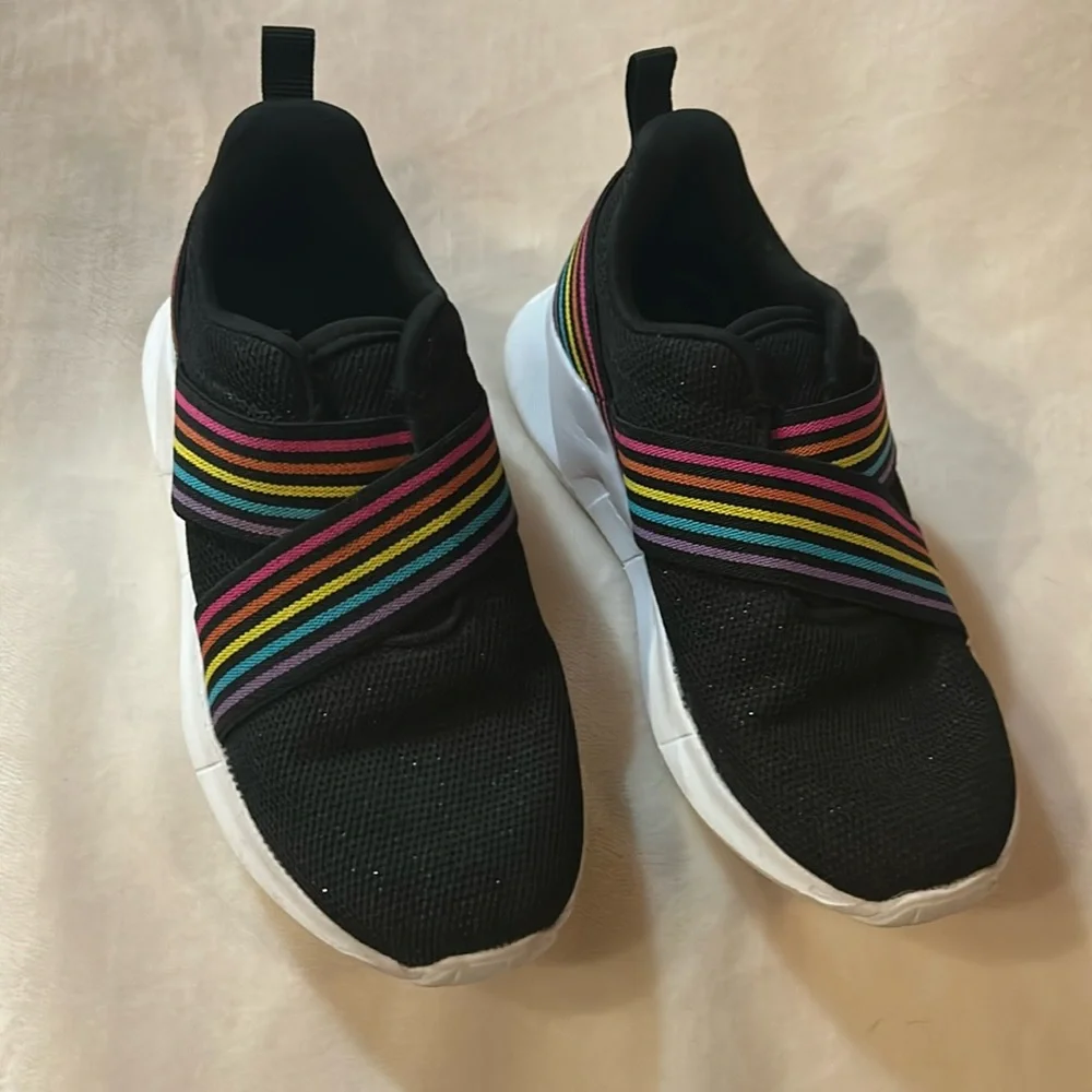 The Children’s Place slip on sneakers
